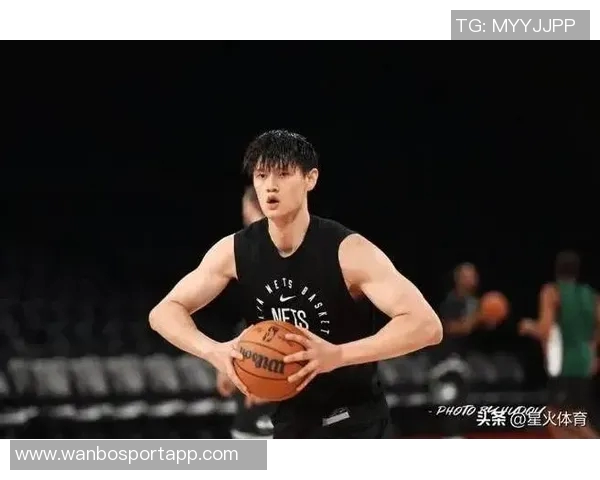 曾凡博连续两场未能得分双向合同留在NBA前景堪忧 曾凡博连续两场未能得分双向合同留在NBA前景堪忧