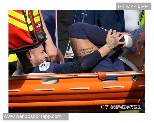 内马尔左膝韧带重建手术后疼痛加剧或将缺席多场比赛